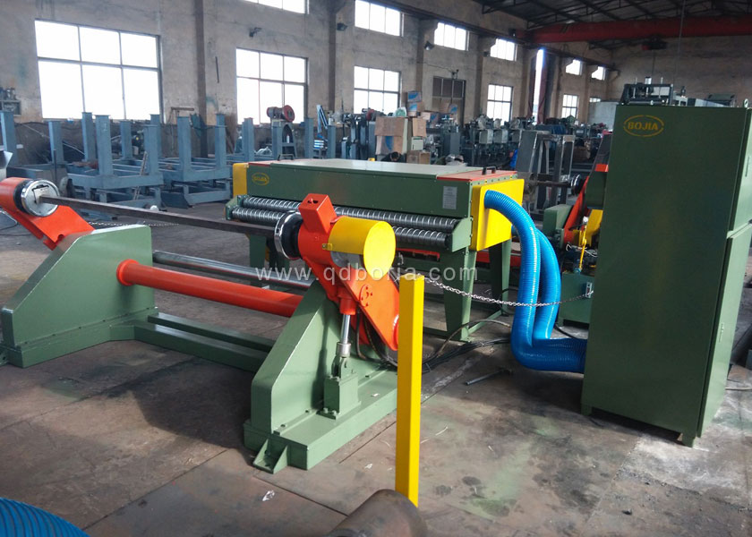 Cushion cloth renovating machine