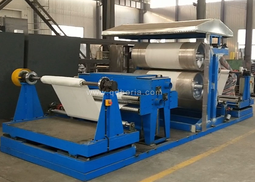 Cushion cloth renovating machine